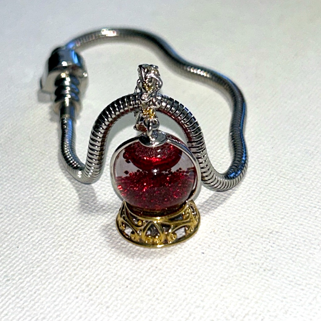 Gems En Vogue Sterling Gold Accent Glass Snow Globe Charm Stainless Bracelet 125$